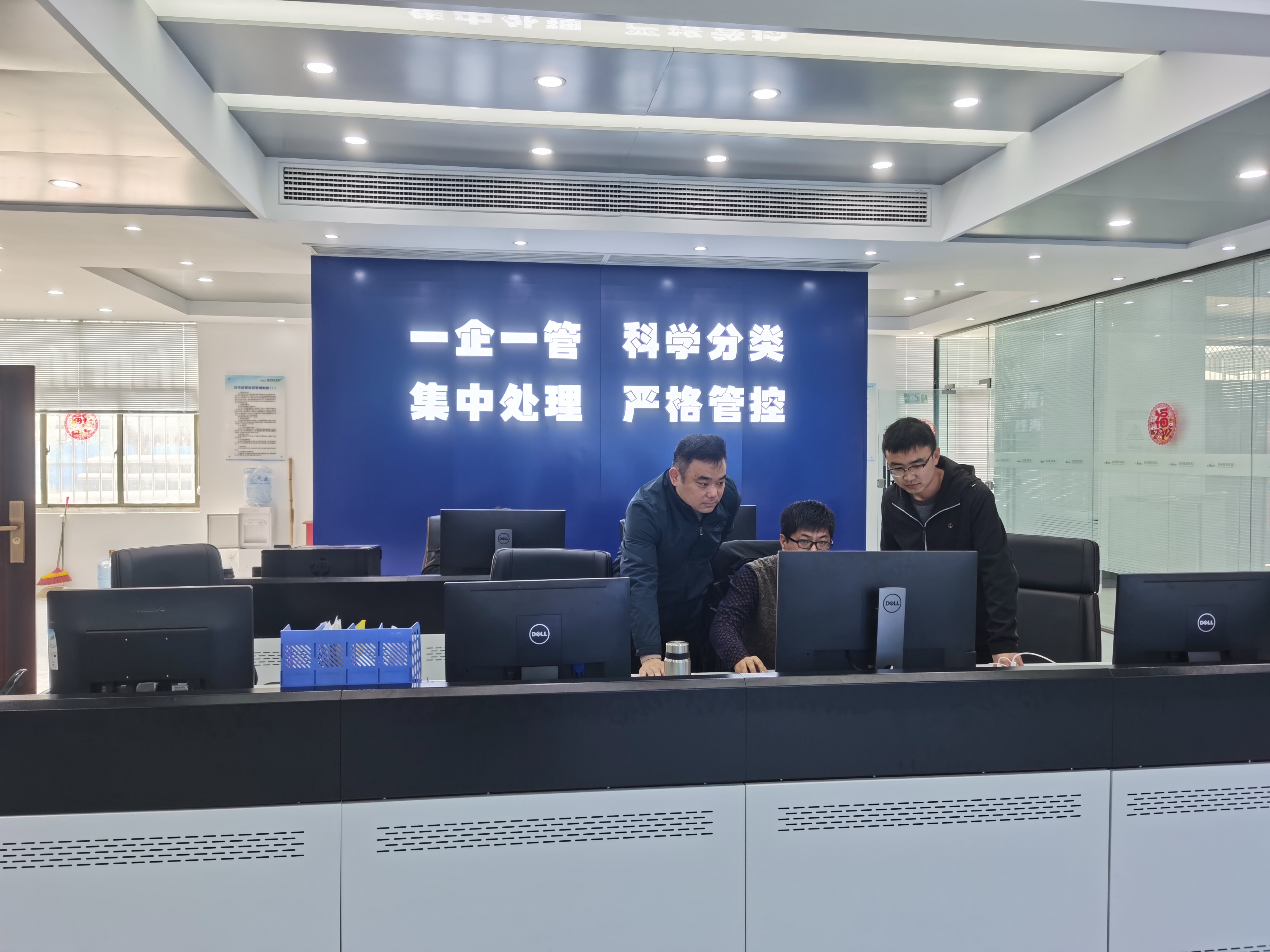 2022年2月20日檢查指導勝海水務加強出入口水質在線檢測.jpg